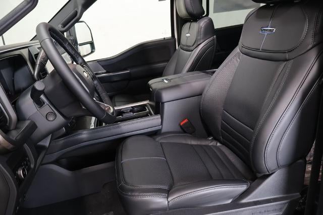 2027 Ford Super Duty F-450 DRW Platinum