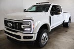 2027 Ford Super Duty F-450 DRW Platinum