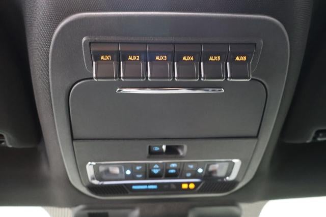 2027 Ford Super Duty F-450 DRW Platinum