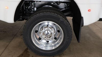 2027 Ford Super Duty F-450 DRW Platinum