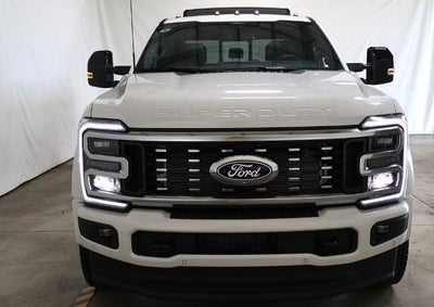 2027 Ford Super Duty F-450 DRW Platinum