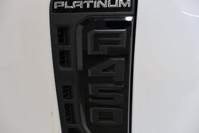 2027 Ford Super Duty F-450 DRW Platinum