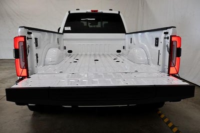 2027 Ford Super Duty F-450 DRW Platinum