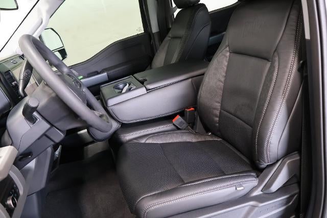 2027 Ford Super Duty F-450 DRW XLT