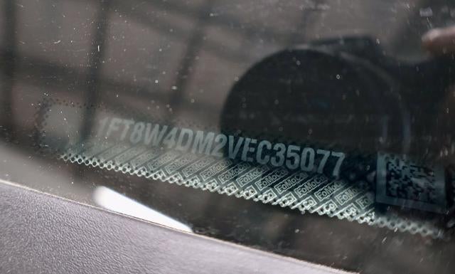 2027 Ford Super Duty F-450 DRW XLT