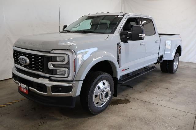 2026 Ford Super Duty F-450 DRW XLT