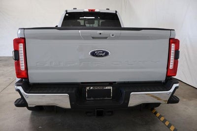 2026 Ford Super Duty F-450 DRW XLT