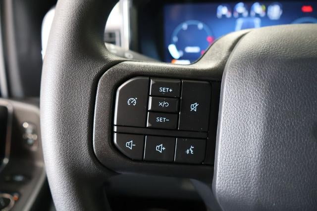 2027 Ford Super Duty F-450 DRW XLT