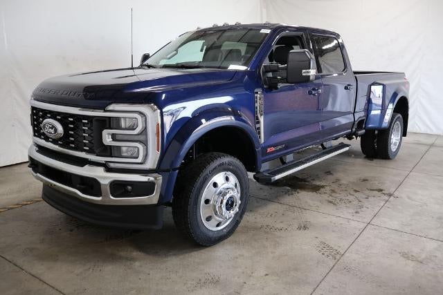 2027 Ford Super Duty F-450 DRW XLT