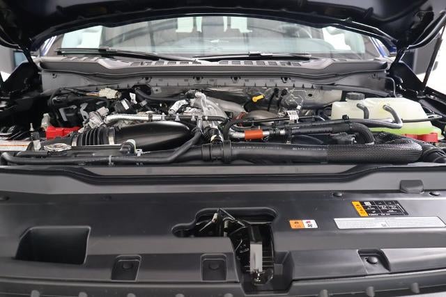 2027 Ford Super Duty F-450 DRW XLT