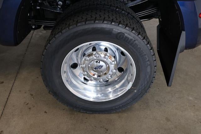 2027 Ford Super Duty F-450 DRW XLT