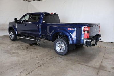 2027 Ford Super Duty F-450 DRW XLT