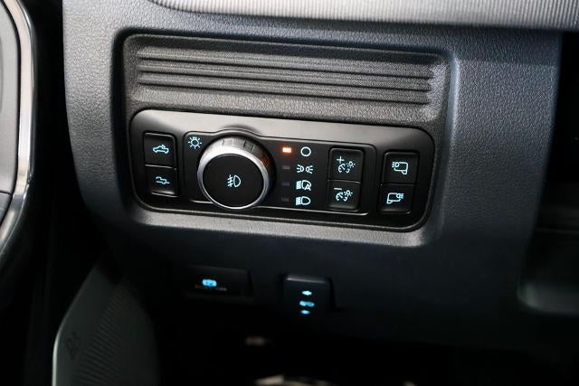 2027 Ford Super Duty F-450 DRW Platinum