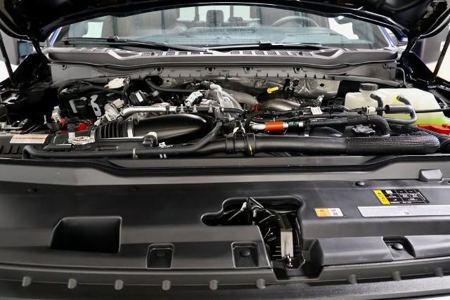 2027 Ford Super Duty F-450 DRW Platinum