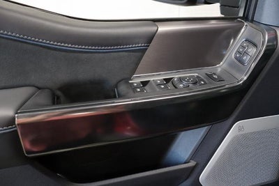 2027 Ford Super Duty F-450 DRW Platinum
