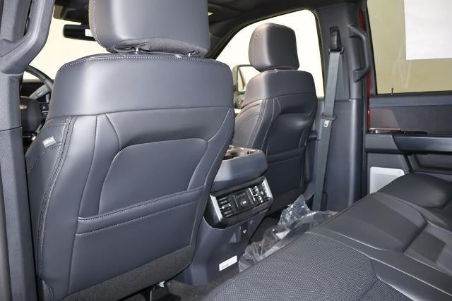 2027 Ford Super Duty F-450 DRW Platinum