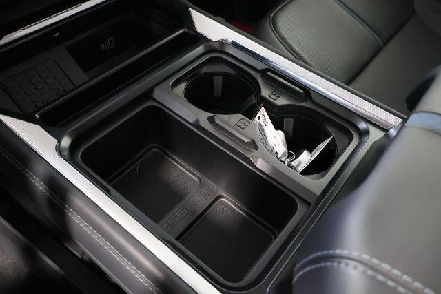 2027 Ford Super Duty F-450 DRW Platinum