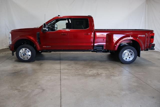 2027 Ford Super Duty F-450 DRW Platinum