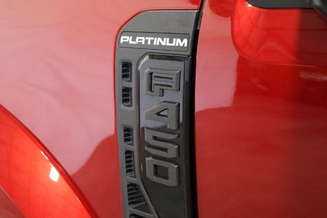 2027 Ford Super Duty F-450 DRW Platinum