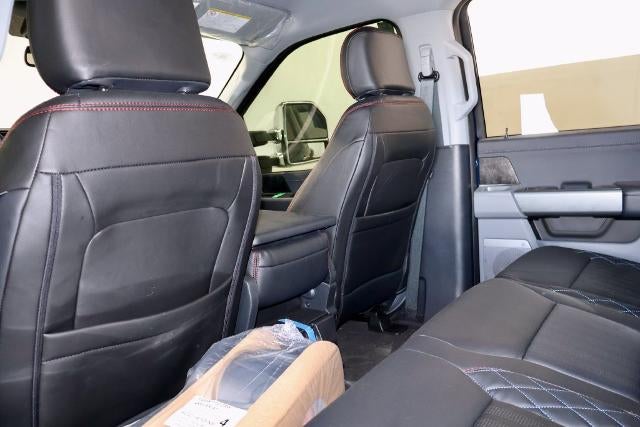2027 Ford Super Duty F-450 DRW XLT