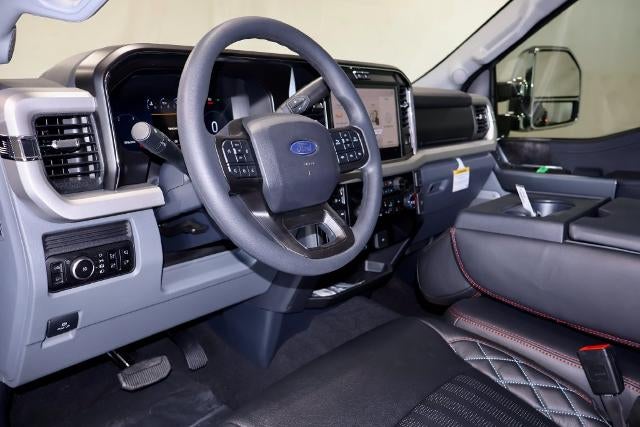 2027 Ford Super Duty F-450 DRW XLT