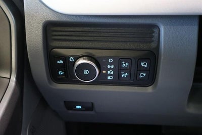 2027 Ford Super Duty F-450 DRW XLT