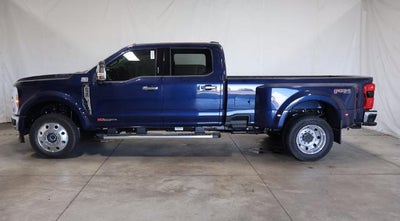 2027 Ford Super Duty F-450 DRW XLT