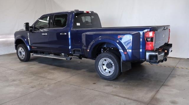 2027 Ford Super Duty F-450 DRW XLT