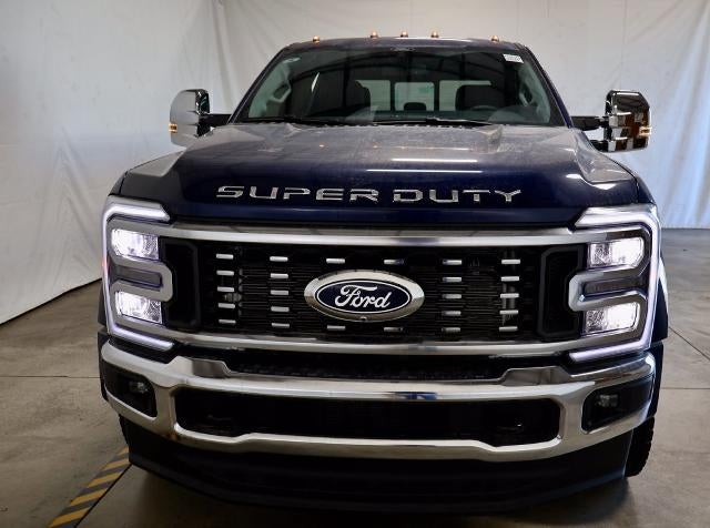 2027 Ford Super Duty F-450 DRW XLT