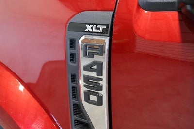 2027 Ford Super Duty F-450 DRW XLT