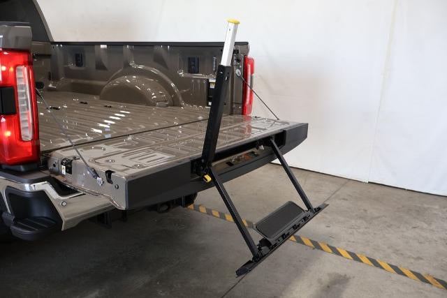 2027 Ford Super Duty F-450 DRW King Ranch