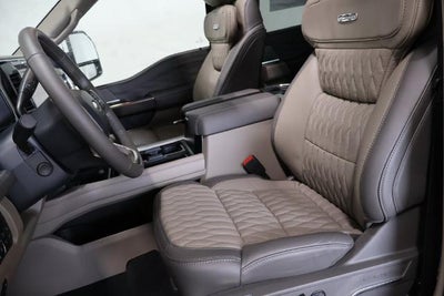 2027 Ford Super Duty F-450 DRW Platinum