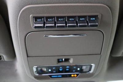 2027 Ford Super Duty F-450 DRW Platinum
