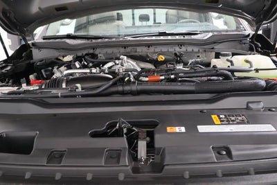 2027 Ford Super Duty F-450 DRW Platinum