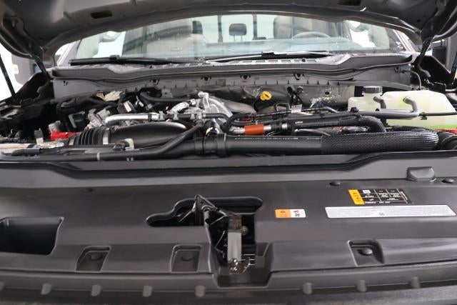 2027 Ford Super Duty F-450 DRW Platinum