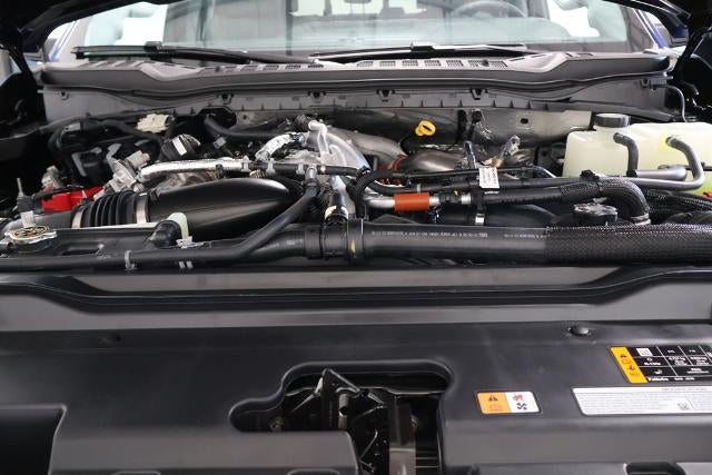 2027 Ford Super Duty F-450 DRW XLT