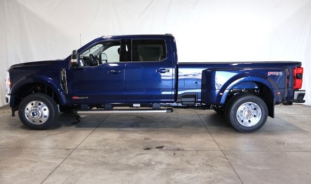 2027 Ford Super Duty F-450 DRW XLT