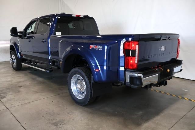 2027 Ford Super Duty F-450 DRW XLT