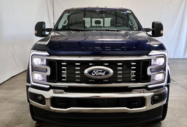 2027 Ford Super Duty F-450 DRW XLT