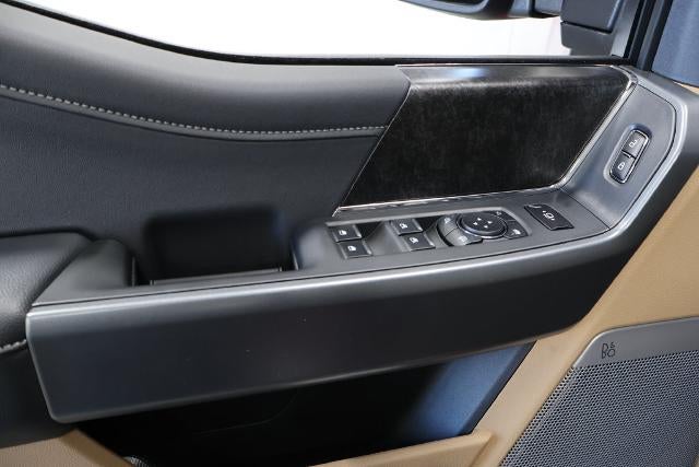 2027 Ford Super Duty F-450 DRW XLT