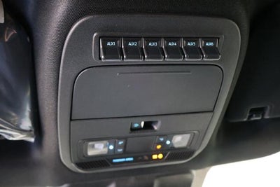 2027 Ford Super Duty F-450 DRW XLT