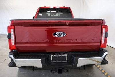 2027 Ford Super Duty F-450 DRW XLT