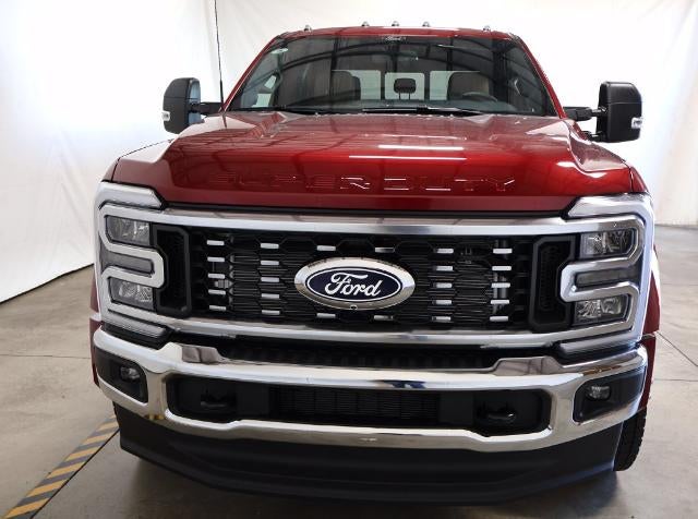 2027 Ford Super Duty F-450 DRW XLT