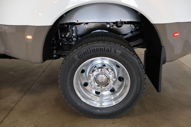 2027 Ford Super Duty F-450 DRW King Ranch