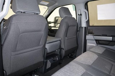 2027 Ford Super Duty F-450 DRW XLT
