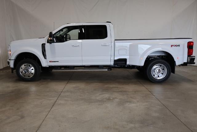 2027 Ford Super Duty F-450 DRW XLT