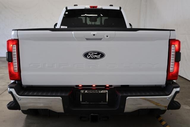 2027 Ford Super Duty F-450 DRW XLT