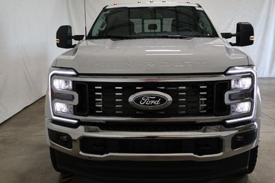 2027 Ford Super Duty F-450 DRW XLT
