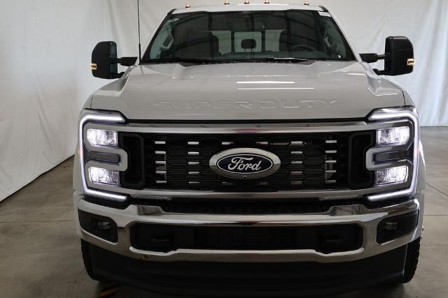 2027 Ford Super Duty F-450 DRW XLT