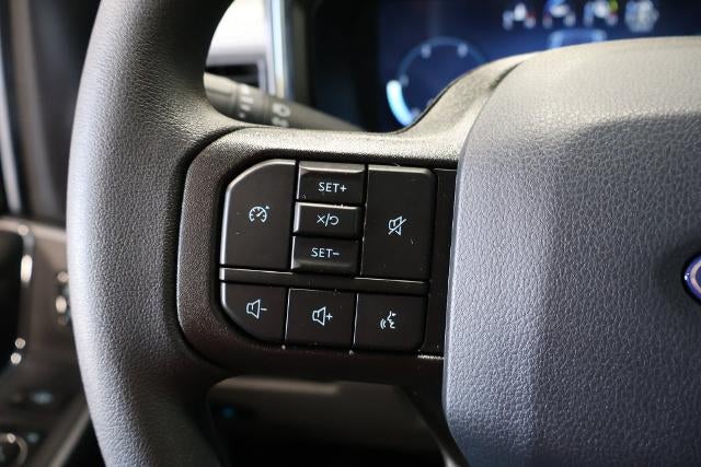 2027 Ford Super Duty F-450 DRW XLT